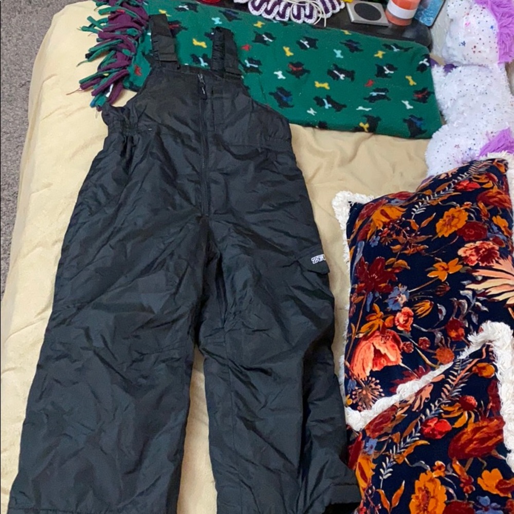Snow pants